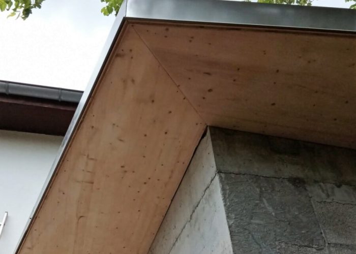 habillage sous face bois C2C Charpentier couvreur zingueur lyon