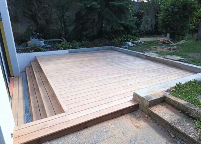 terrasse en bois C2C Charpentier couvreur zingueur lyon