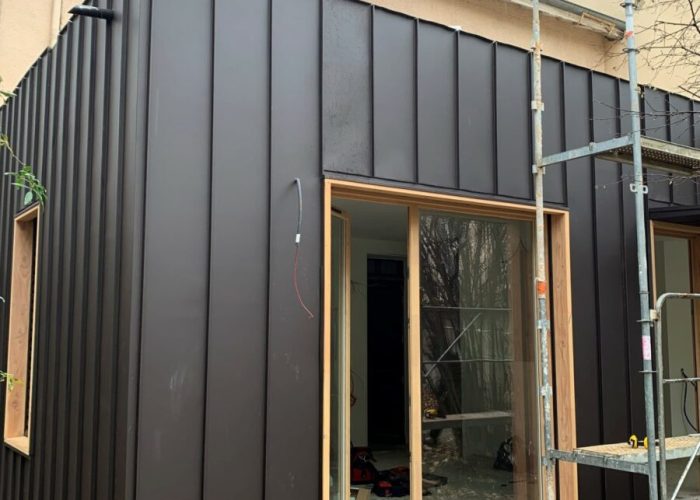 habillage extension en joint debout -C2C Charpentier couvreur zingueur lyon